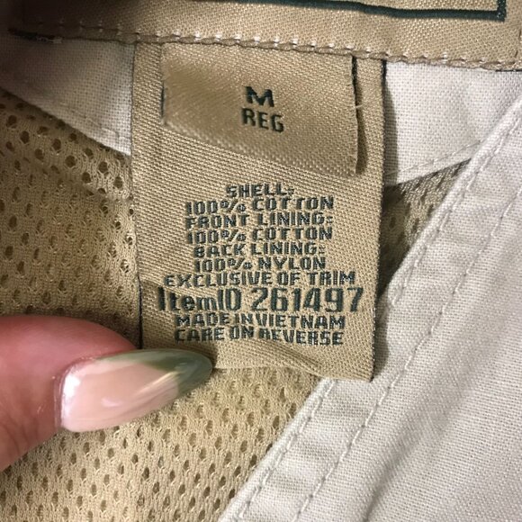 L.L. BEAN - MEN'S MEDIUM -BEIGE SAFARI TRAVEL FISHING PHOTOGRAPHY VEST - Picture 8 of 8
